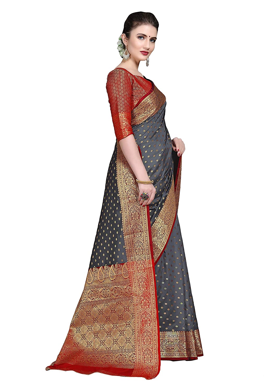 Women's Banarasi Silk Saree With Un-stitched Blouse