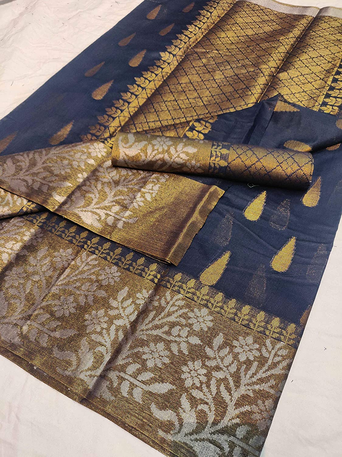 Women's Kanjivaram style Banarasi Cotton Silk Saree With Blouse Piece(Navy Blue)